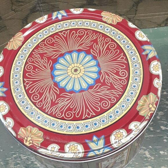 Bundle of 3 beautiful floral collectors tins. - Picture 4 of 16